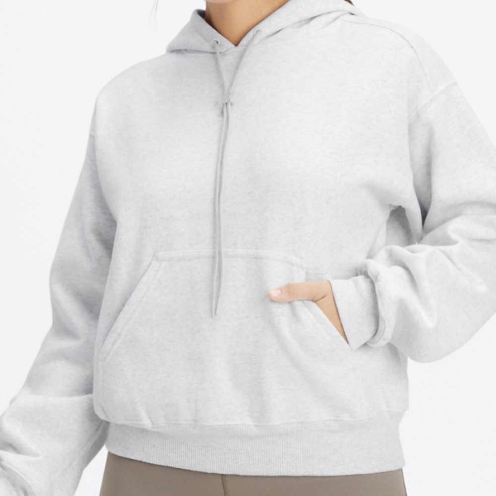 Fabletics Forever Fleece Light Grey Heather Medium Soft Lounge Casual Warm.